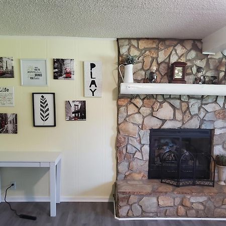 Private Single Level Standalone House Large Lot - 3 Bedrooms Charlotte Extérieur photo